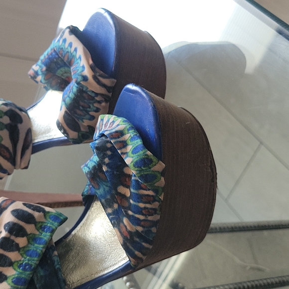 Wild pair heels. Perfect for spring and summer. - Picture 4 of 4